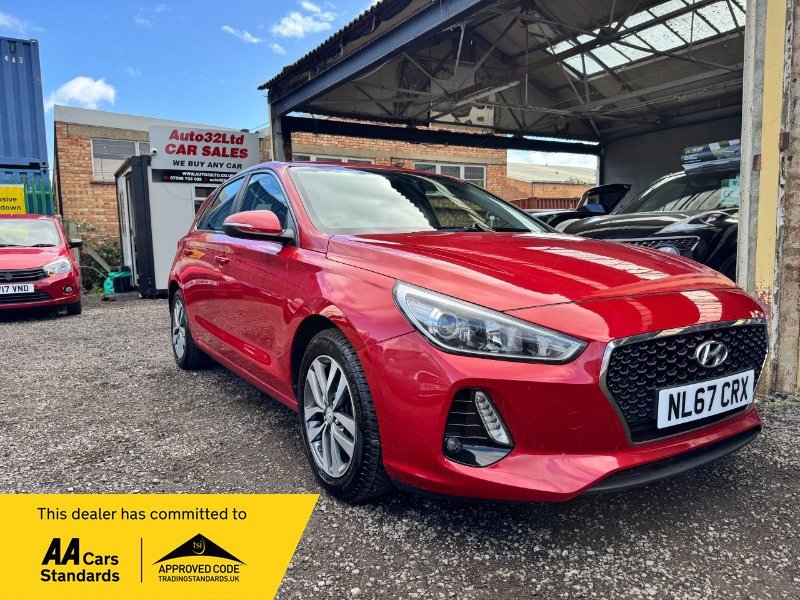 Red Hyundai i30 1.4 T-GDi Blue Drive SE Nav Hatchback 5dr Petrol Manual Euro 6 s/s 140 ps